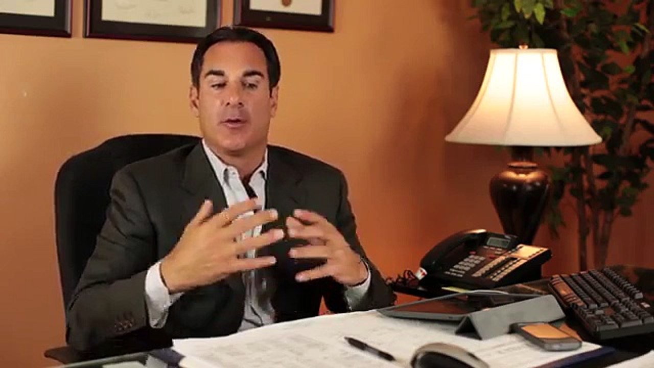 Dr. Fiorillo Becomes a Gummy Bear Implants Trainer