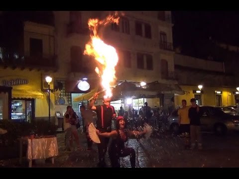 Aversa (CE) - Festa Madonna Casaluce, artisti di strada in Via Roma (17.09.15)