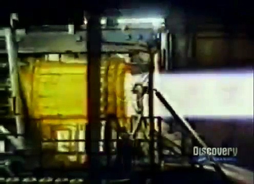 Beyond Area 51 - The Truth - Alien UFO Conspiracy Documentary