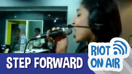 Step Forward di Riot on Air