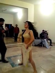 Desi Girl Dance On Chikni Chameli In Private Room