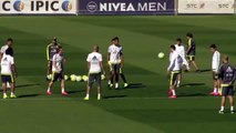 Cristiano Ronaldo se luce con un control de gran clase en el entreno
