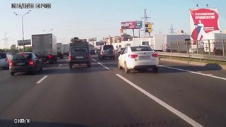Dumb driver wrong overtaking