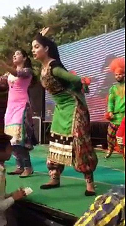 Punjabi Dancer Dance On Stage