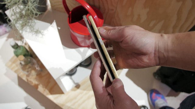 Trên tay Sony Xperia Z5 Compact và Z5 cực kỳ ấn tượng