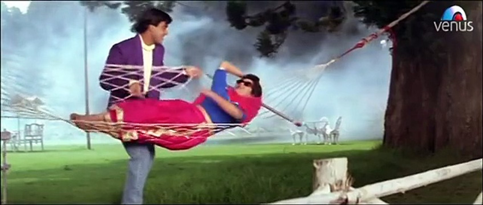 Ek Din Jhagda Ek Din Pyar (Platform)