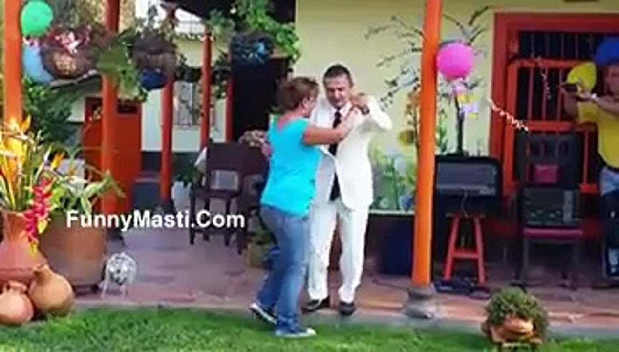 At The End You Have Suparise In This Dance
