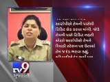 Fake ticket checker nabbed in Mumbai - Tv9 Gujarati