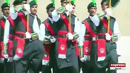 Passing out praid of 150 Lavees Soldier