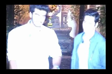 Varun Dhawan at Arjun Kapoor's birthday party