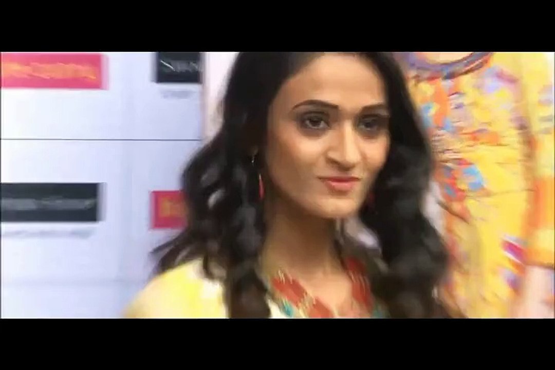 Beautiful Indian college girls walk the ramp at Haute Curry's Fashion Show 2015 - 2