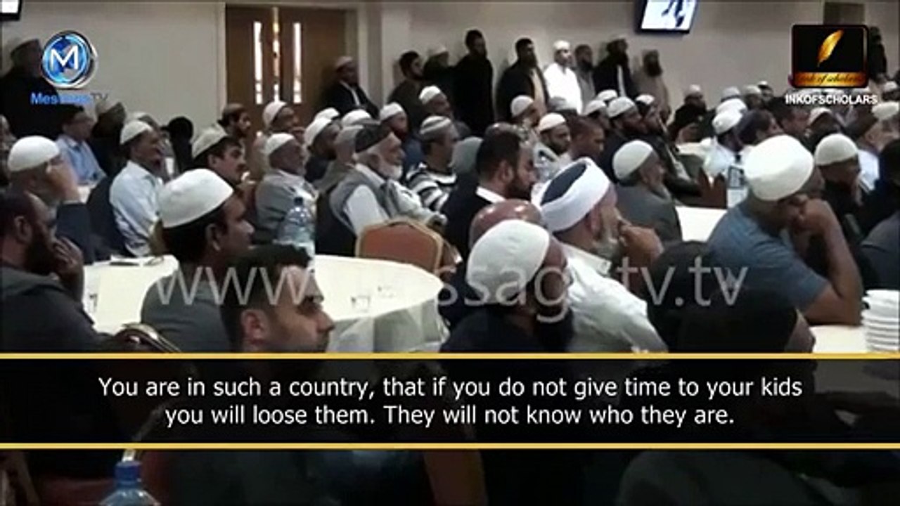 Maulana Tariq Jameel's Very Emotional Request