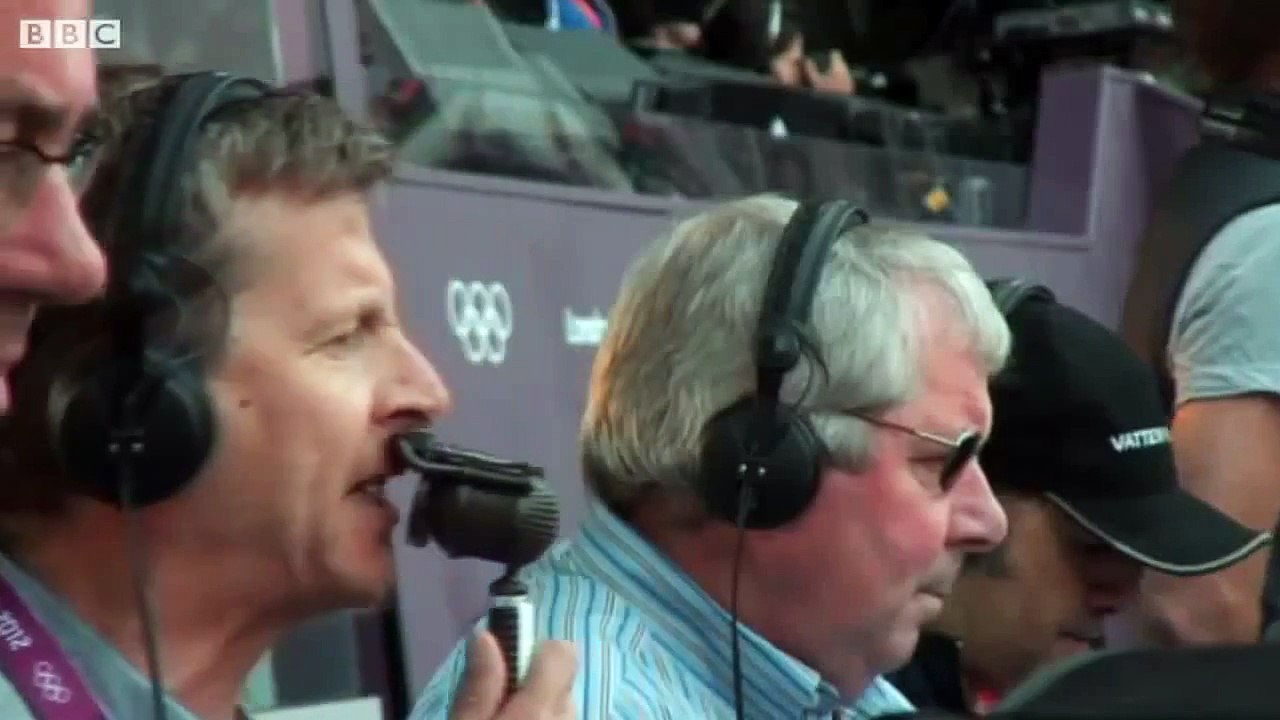 Mo Farah Winning Gold Medal In Men's 5000m - BBC Commentators & Pundits Going Mental - [HD]