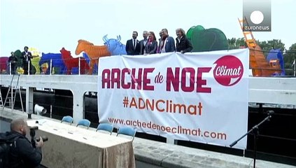 У Парижі перед конференцією з питань клімату з'явився "Ноїв ковчег"