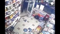 Robbers get owned Shopkeepers fight back with chairs and force Belgium