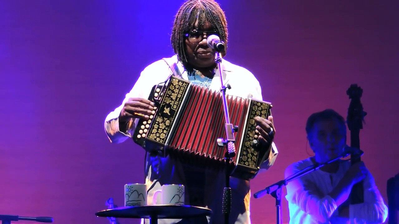 Milton Nascimento - Ponta de Areia (Ribeirão Preto, 19.jul.2