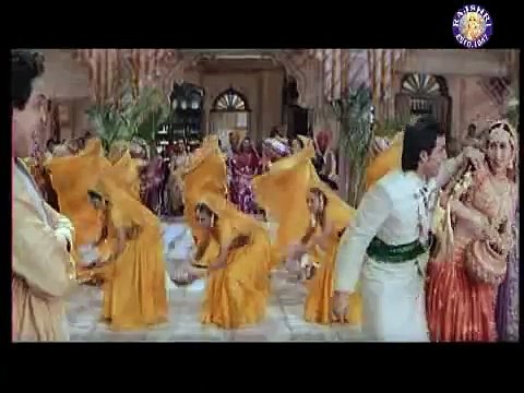 Maiyya Yashoda - Hum Saath Saath Hain - Salman, Karishma, Saif, Tabu & Sonali - Old Hindi Song