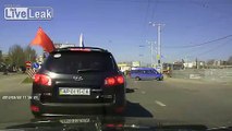 Right Sector Nationalists Smash Several Cars Displaying Russian Flags in Melitopol
