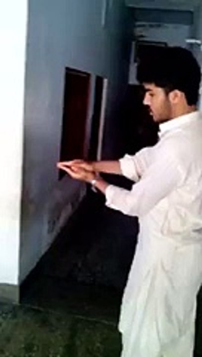 Amazing Magic Trick See How Paper Appear In Empty Hands
