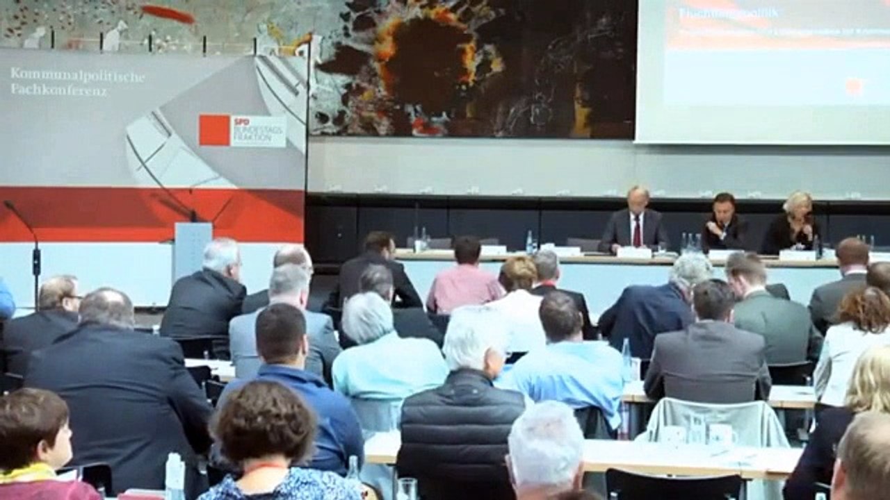 Ausschnitt - Kommunalkonferenz 2015 zur Flüchtlingspolitik