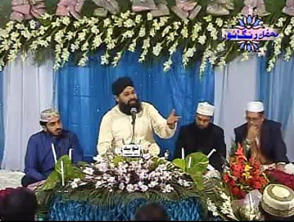 Aariz-e-Shams-o-Qamar Se From Mehfil-e-Rung-o-Noor by Owais Raza Qadri