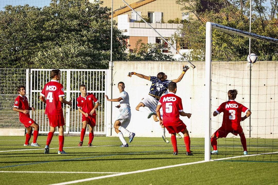 U17 National - OM 3-3 Nîmes : le but de Malik Ousfane (73e)