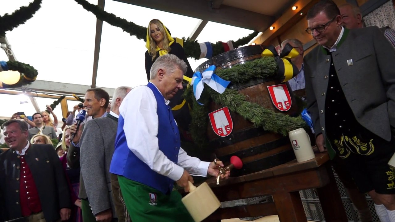 Oktoberfest 2015: Anstich mit 2 Schlägen durch OB Dieter Reiter