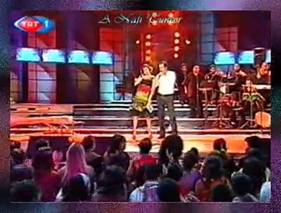 Funda ARAR & KIRAÇ *Deniz Ve Mehtap Sordular Seni Neredesin?*