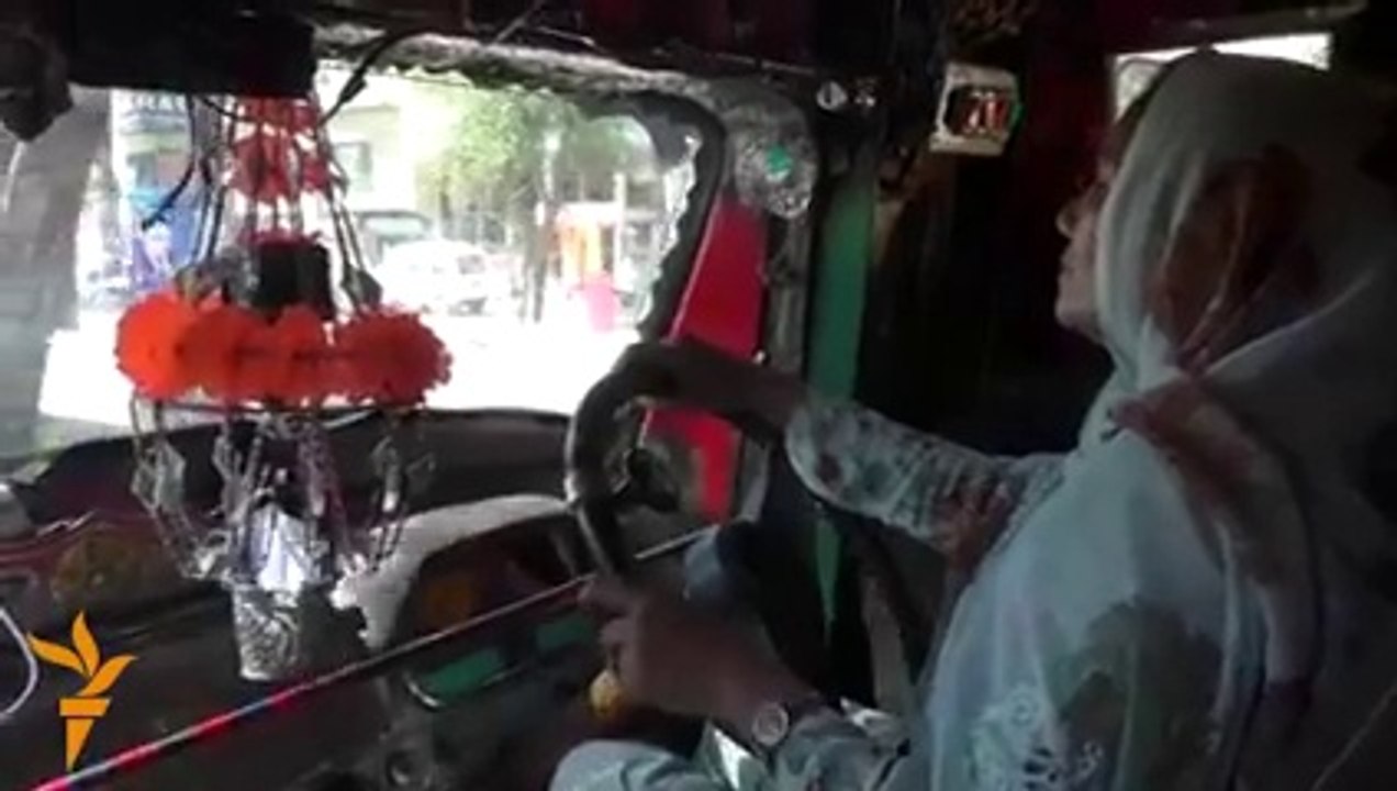 Pakistan's first female truck driver has a message to the women of her country: 'nothing is too difficult.'