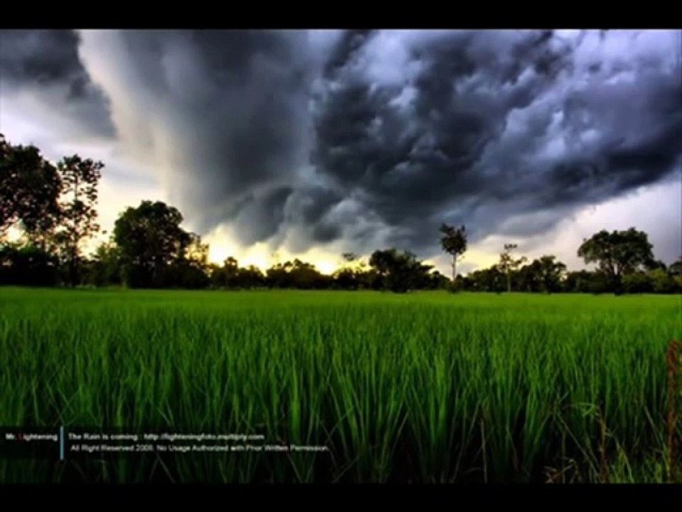 สร้างฝันวันแม่ - แคน  ดอกคูณ