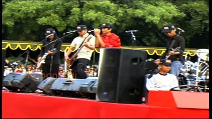 Duta ; Sheila On 7 Bukan Band Yang Kompak