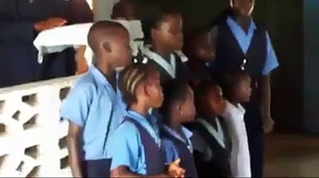 African School kids singing Dil Dil Pakistan. School administered by Pakistan Army.Must Watch