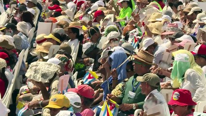 El papa exalta a la iglesia cubana en Holguín