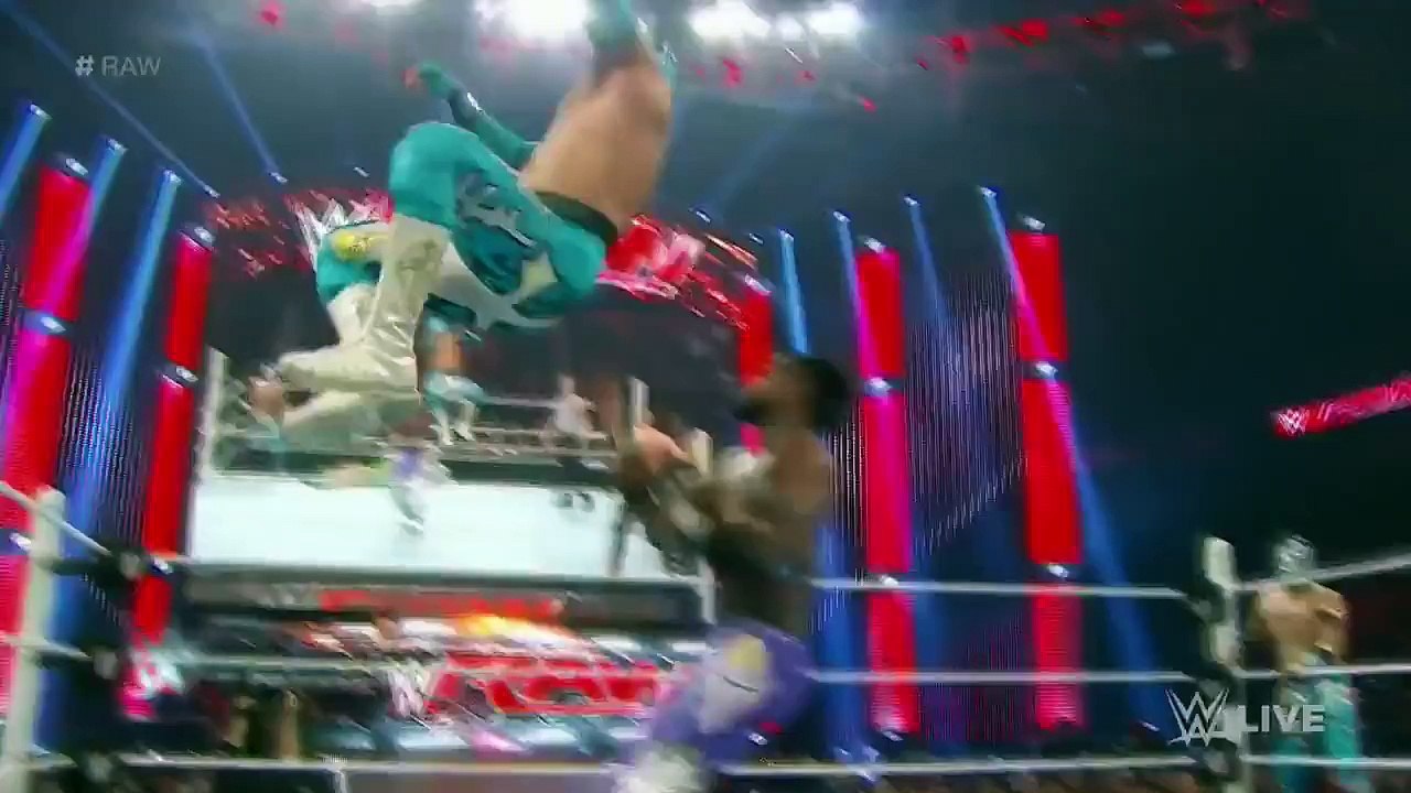The Lucha Dragons
