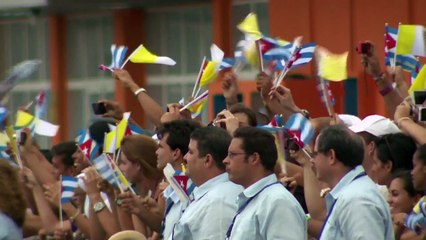 Le Pape à Cuba salue le rapprochement de l'Eglise avec le régime