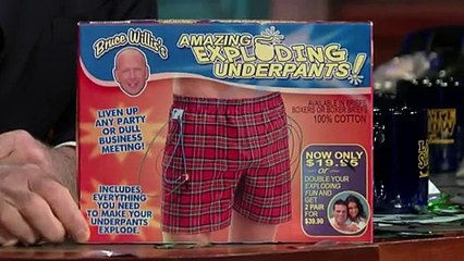 Bruce Willis fait exploser son calçon en direct