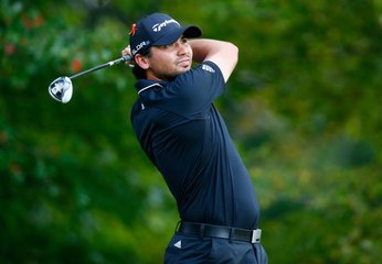Jason Day cools down but holds commanding lead after third round of BMW Championship