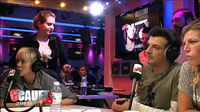 Clash chez Cauet : elles refusent un effeuillage sans être payées