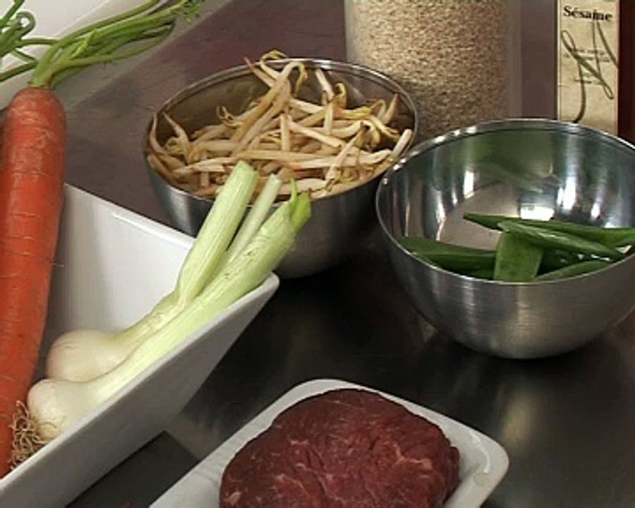 Wok de boeuf au sésame, légumes de saison