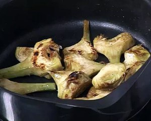 Filets de rouget de roche, petits violets aux olives
