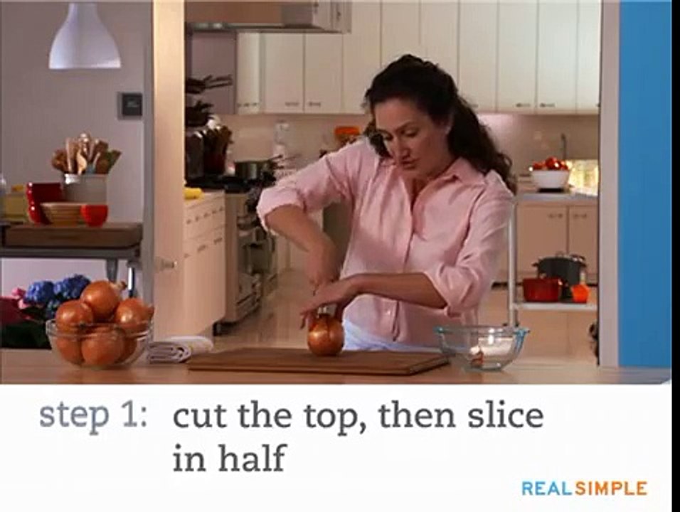 Comment éplucher et émincer facilement un oignon ?