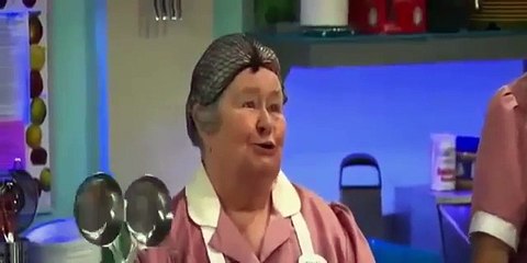 Liv and Maddie Season 2 Episode 13 Gift A Rooney