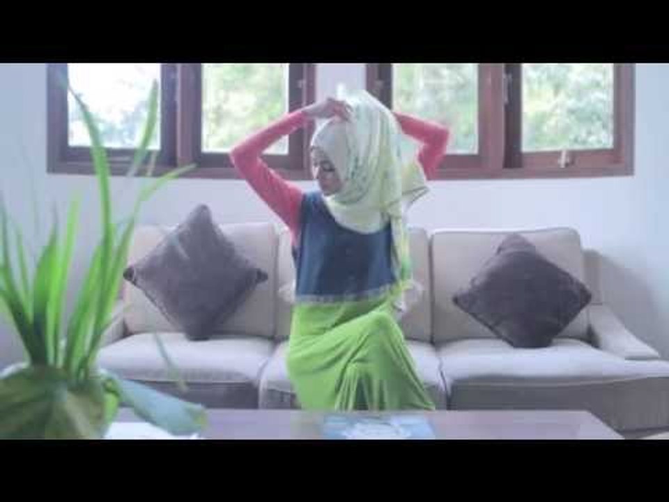 Hijab Tutorial - Zoya Jeans Casual Style