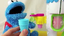 Cookie Monster Eats Play-Doh Ice Cream Count 'N Crunch Cookie Monster Eats Ice Cream Cone Machine