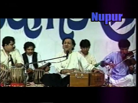 Yeh Dil Yeh Pagal Dil Mera - Ghulam Ali Songs- Ghazal - Mehfil Mein Baar Baar