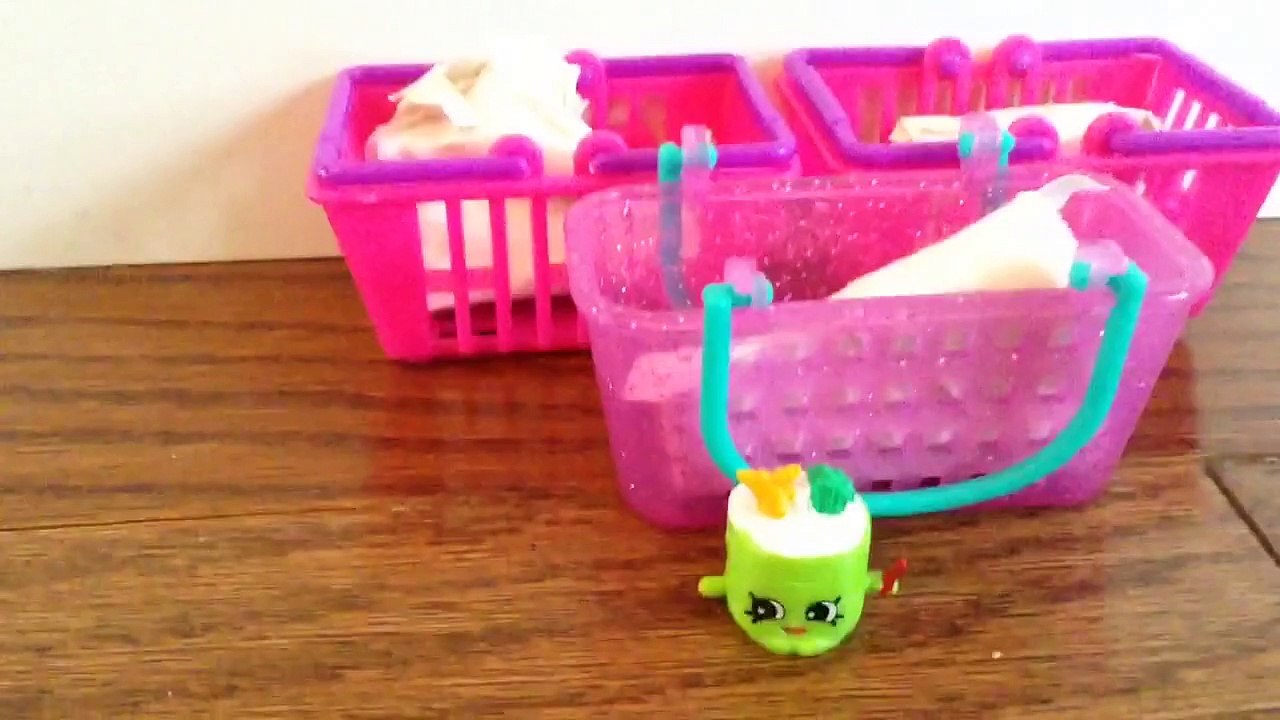 Surprise shopkins opening homemade blind baskets