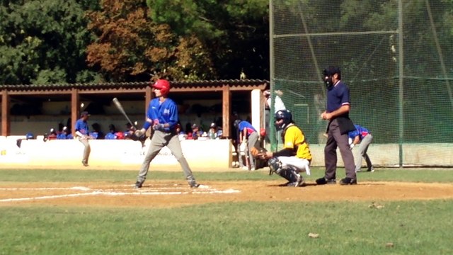 Clément Esteban-hitting live-sept2015