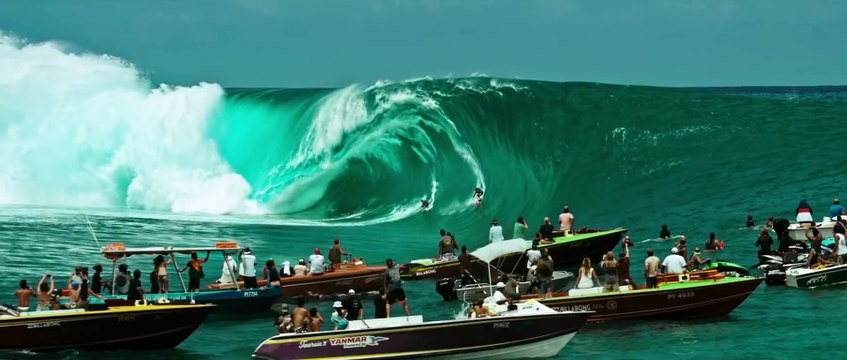 Point Break will have its remake with Dirt Bikes on Boats!
