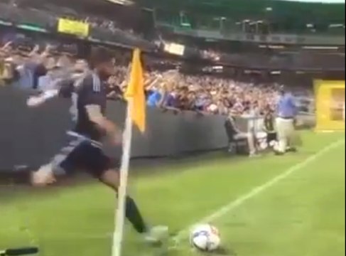 Andrea Pirlo NEARLY SCORES FROM CORNER New York City vs San Jose Earthquakes