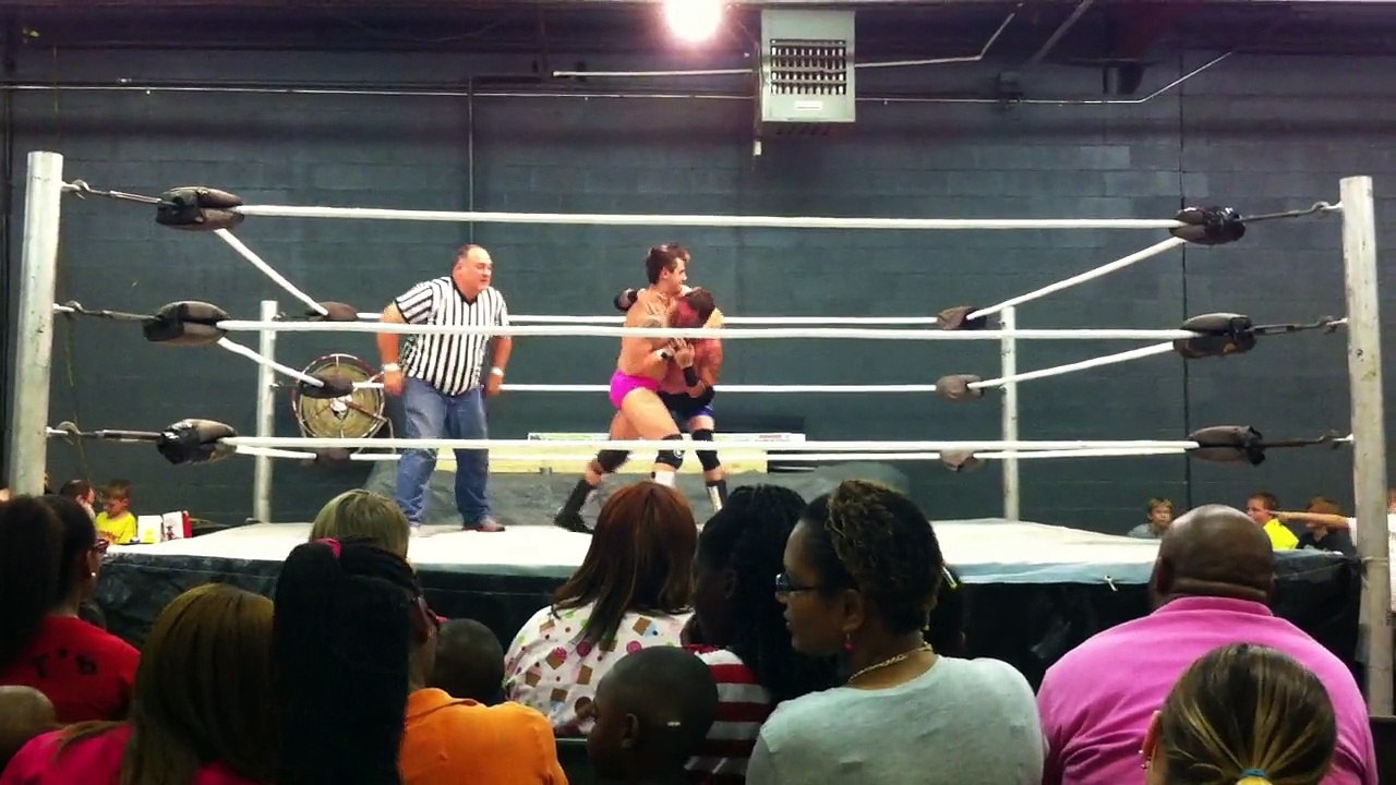 Korey Konstantine vs. Lukas Frost - Pro Wrestling EGO